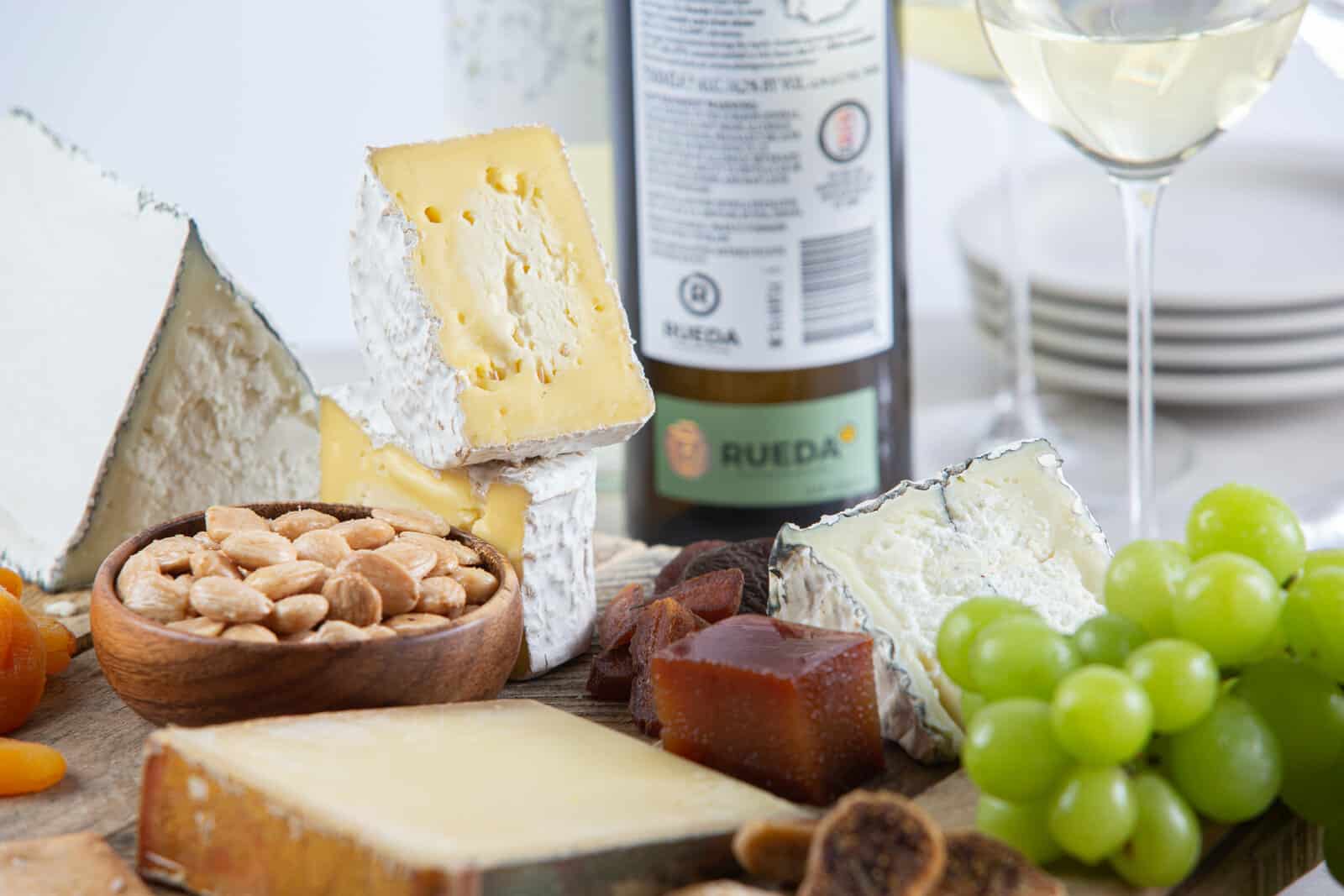 Say Cheese! Perfect Pairings with Verdejo and Tempranillo